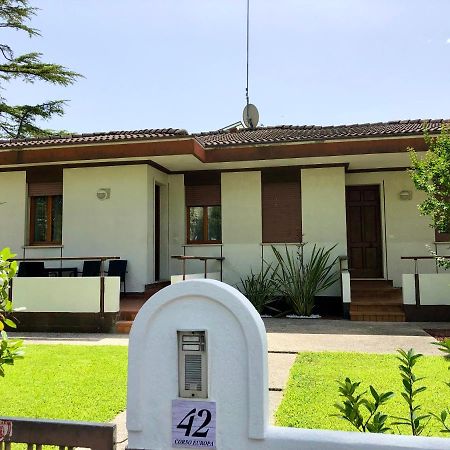 Bungalow Cavallino Lido 外观 照片